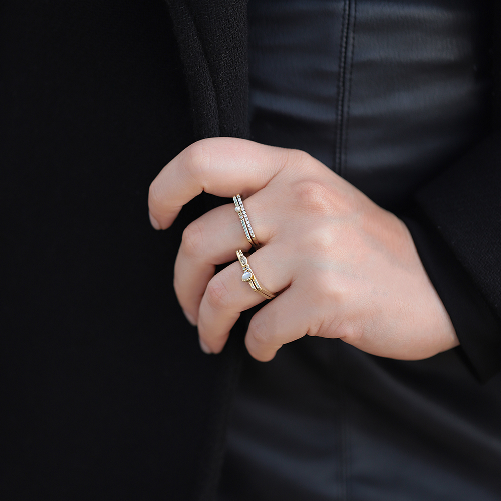 0,08 Karat Pırlanta Beyaz Safir Taşlı Yüzük