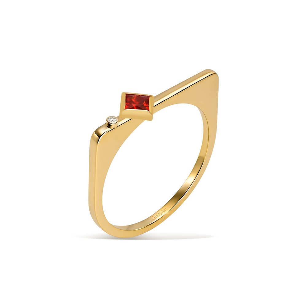 0,04 Karat Pırlanta Garnet Taşlı Yüzük