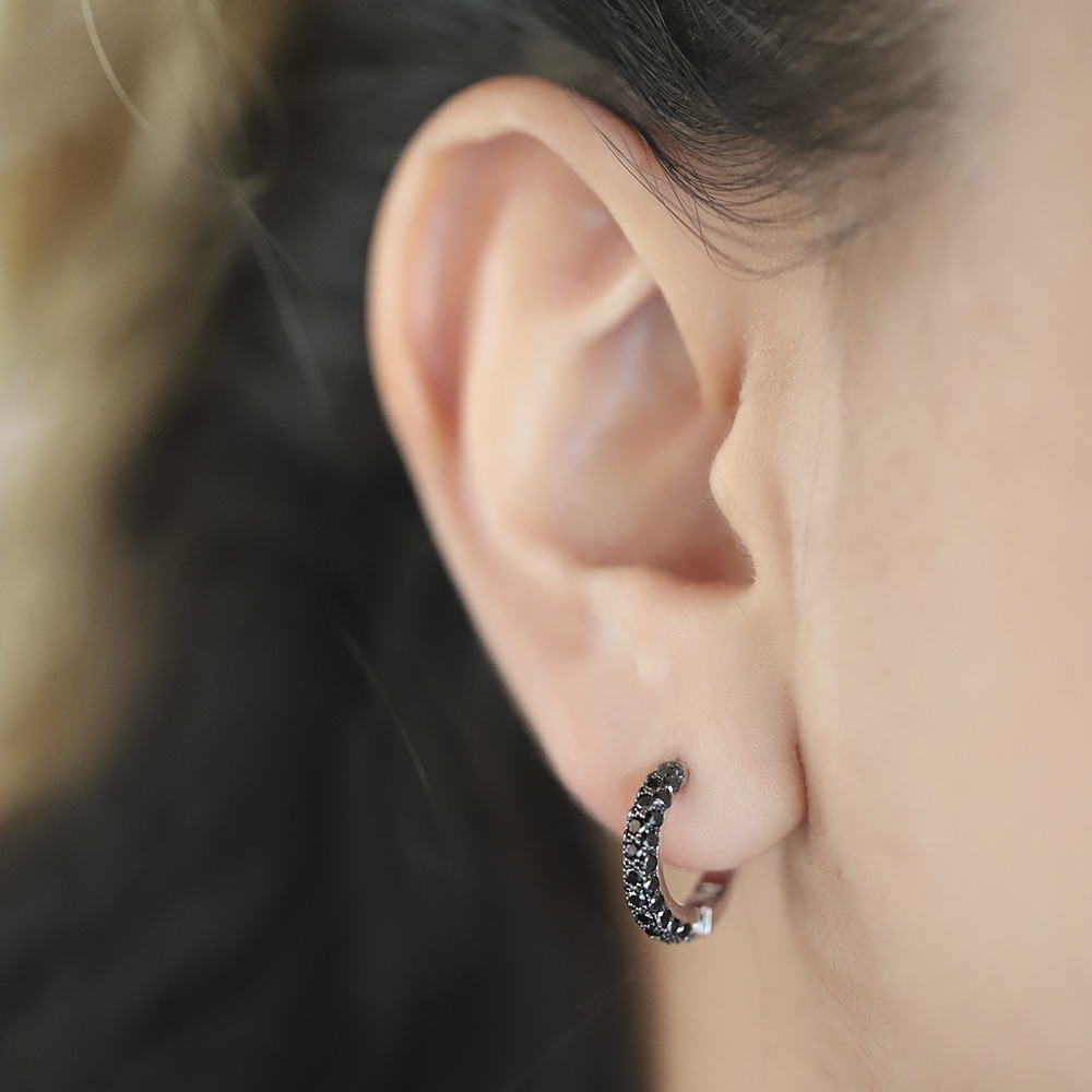 1,12 Karat Siyah Pırlanta Halka Küpe