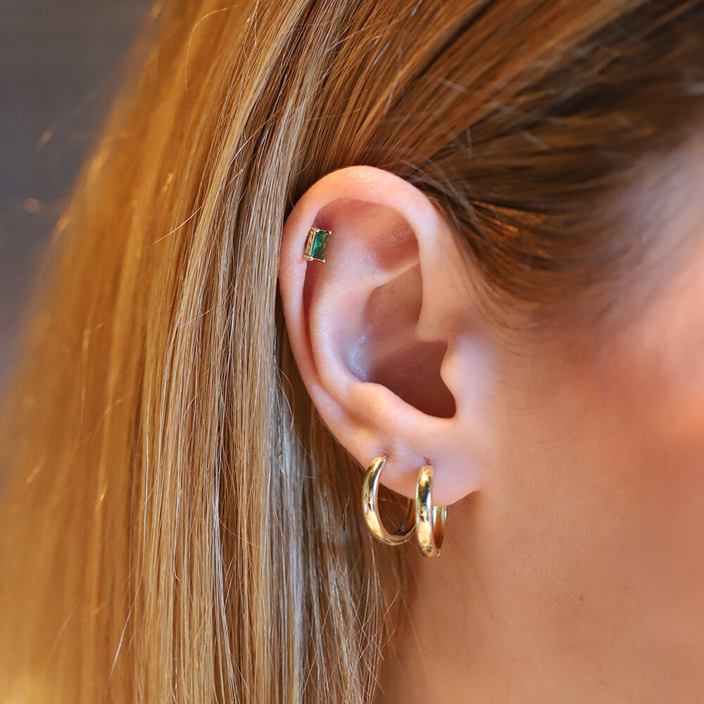 14 Ayar Sarı Altın Yeşil Taşlı Tragus Piercing