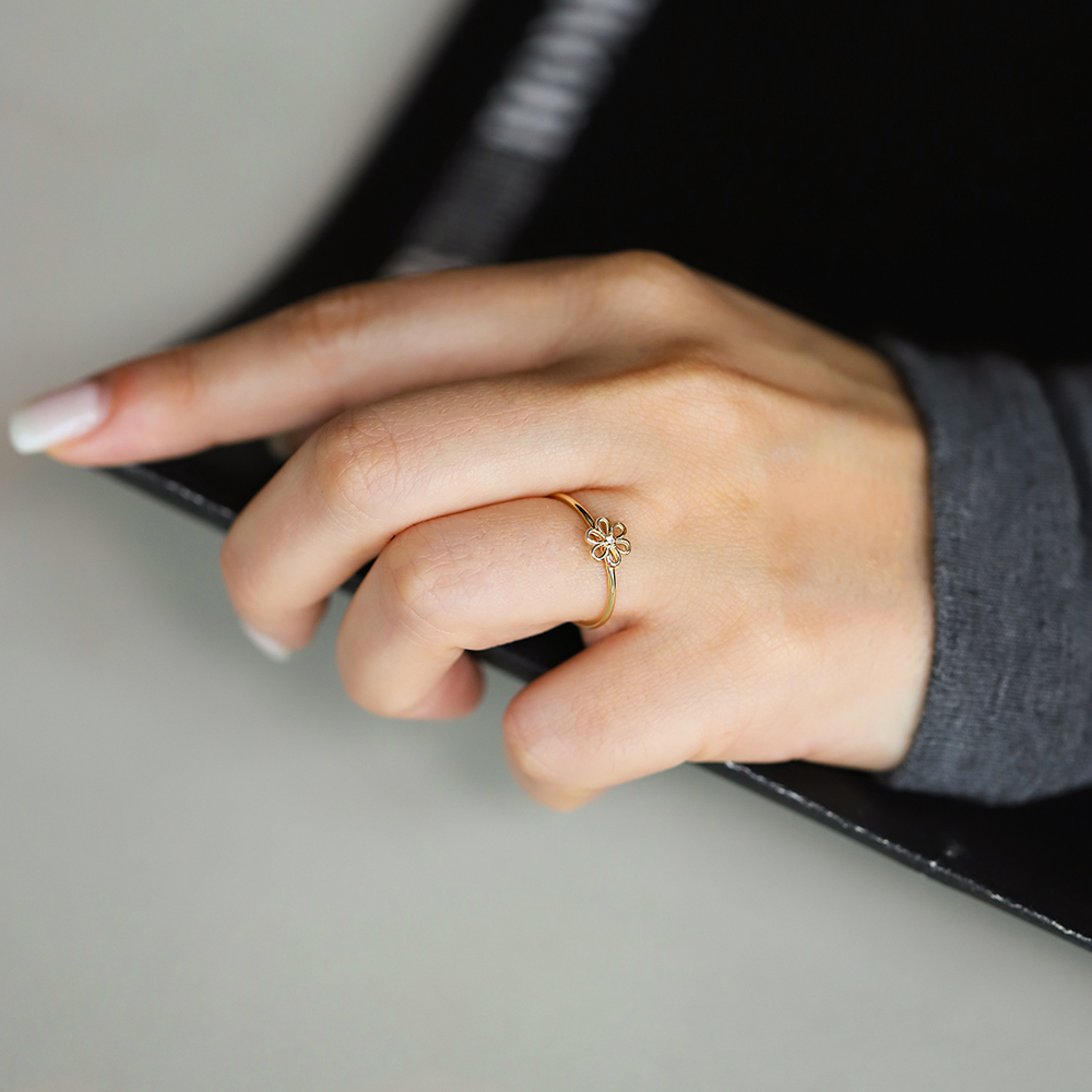 14 Ayar Sarı Altın Çiçek Minimal Yüzük