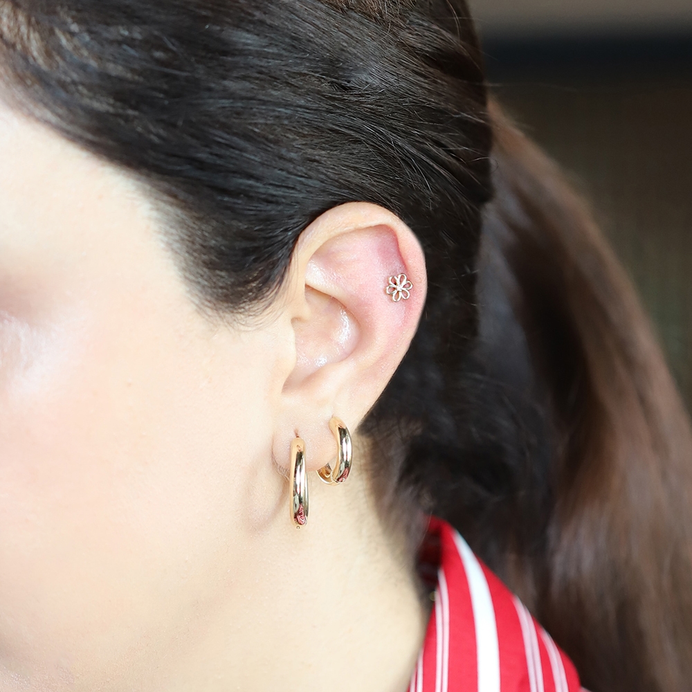 14 Ayar Sarı Altın Çiçek Piercing
