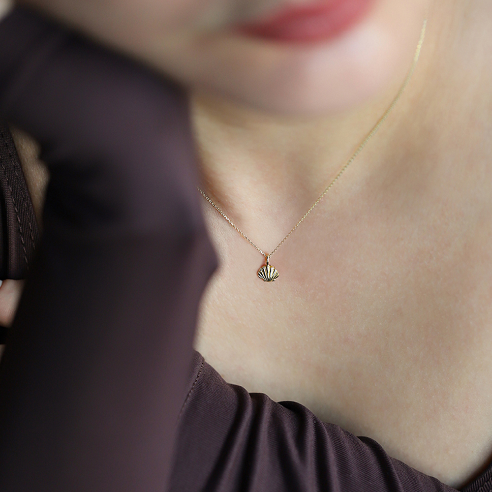 14 Ayar Sarı Altın Deniz Kabuğu Minimal Kolye