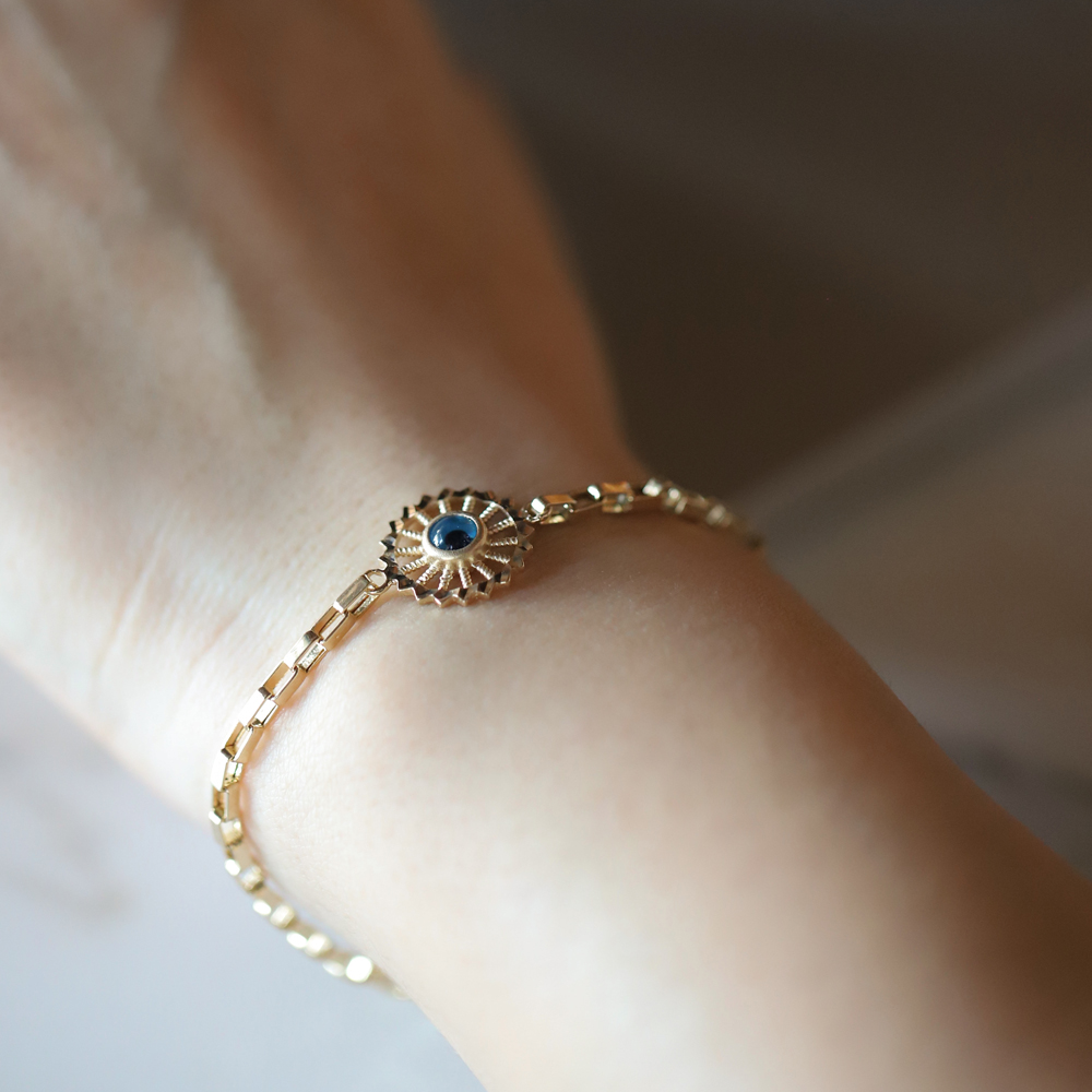 14 Ayar Sarı Altın Göz Figürlü Bileklik