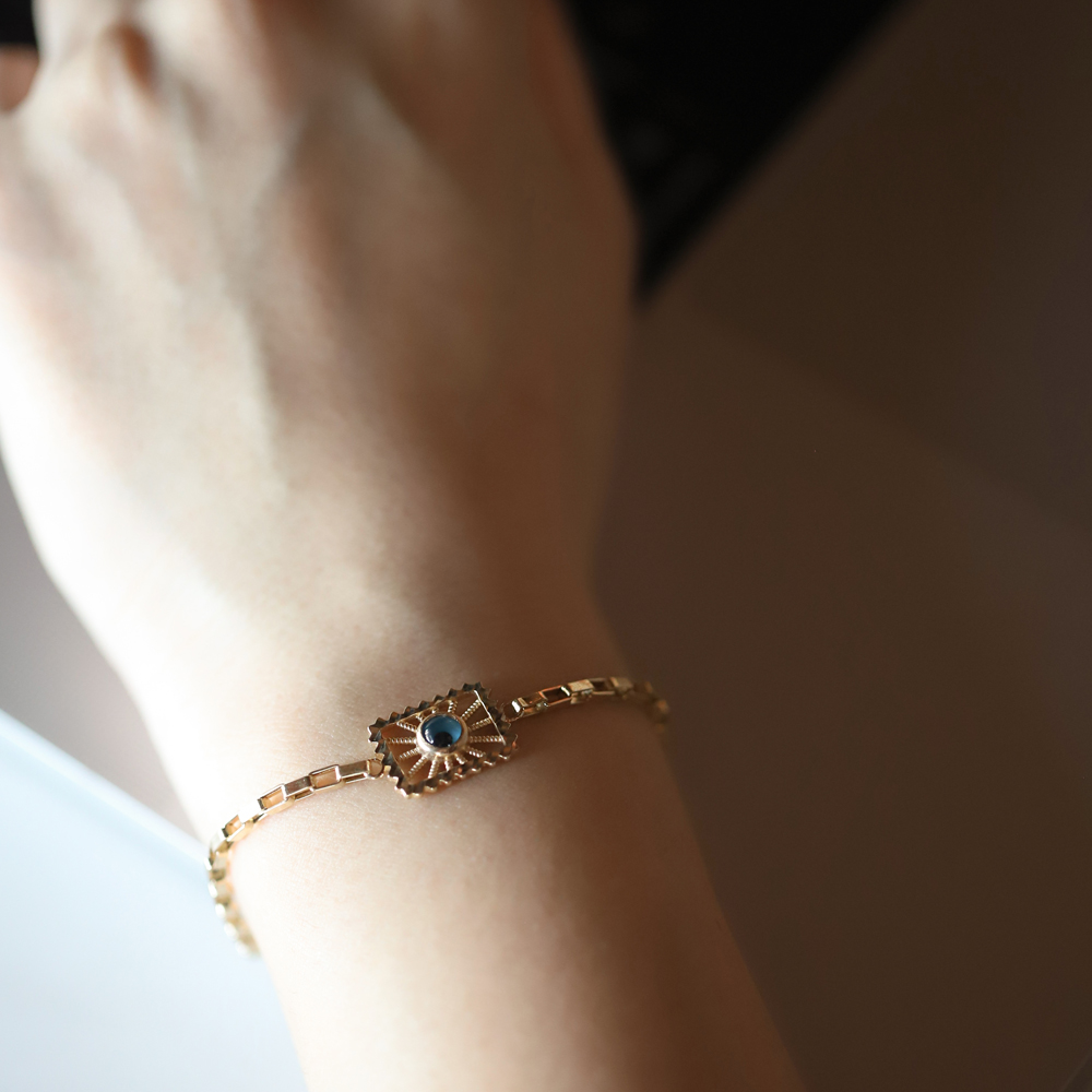 14 Ayar Sarı Altın Göz Figürlü Bileklik