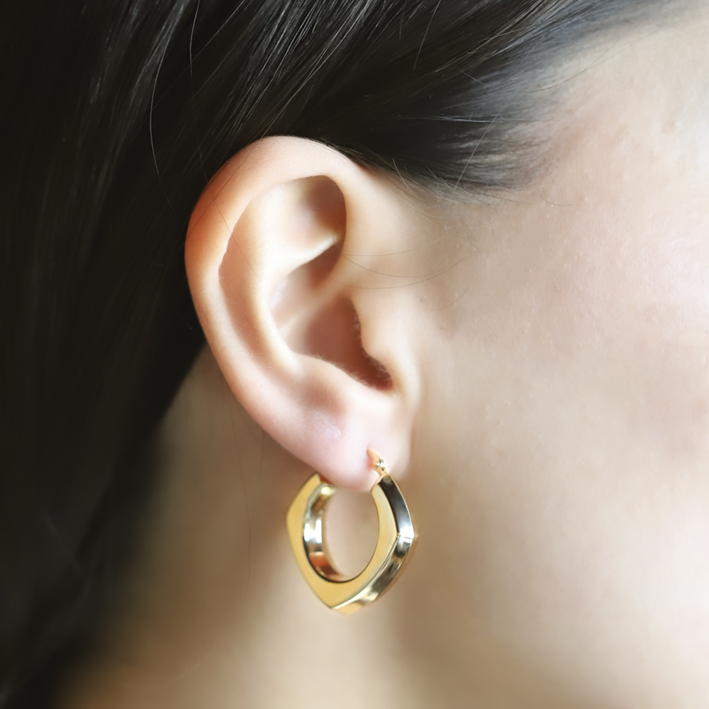 14 Ayar Sarı Altın Üçgen Halka Küpe