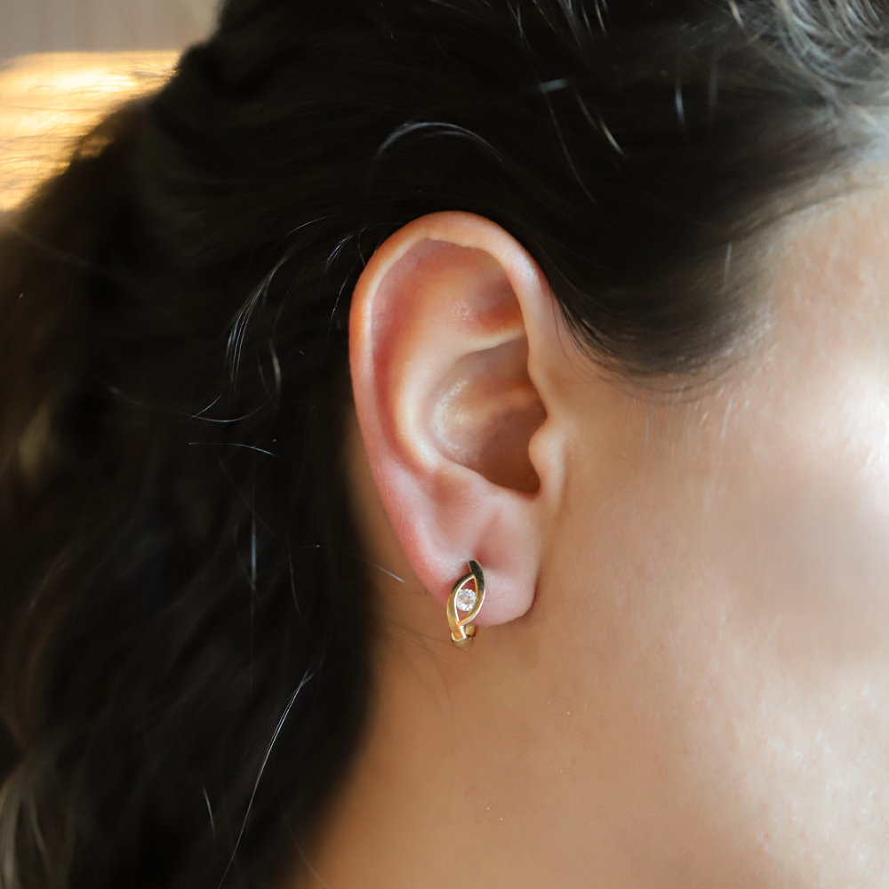 14 Ayar Sarı Altın J Küpe