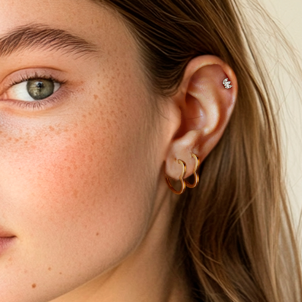 14 Ayar Sarı Altın Taşlı Tragus Piercing