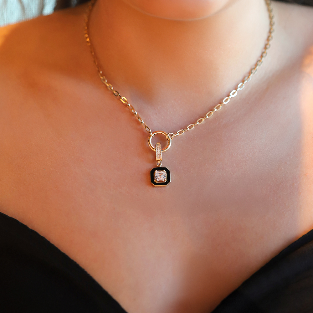 14 Ayar Sarı Altın Siyah Mineli Taşlı  Kolye Ucu