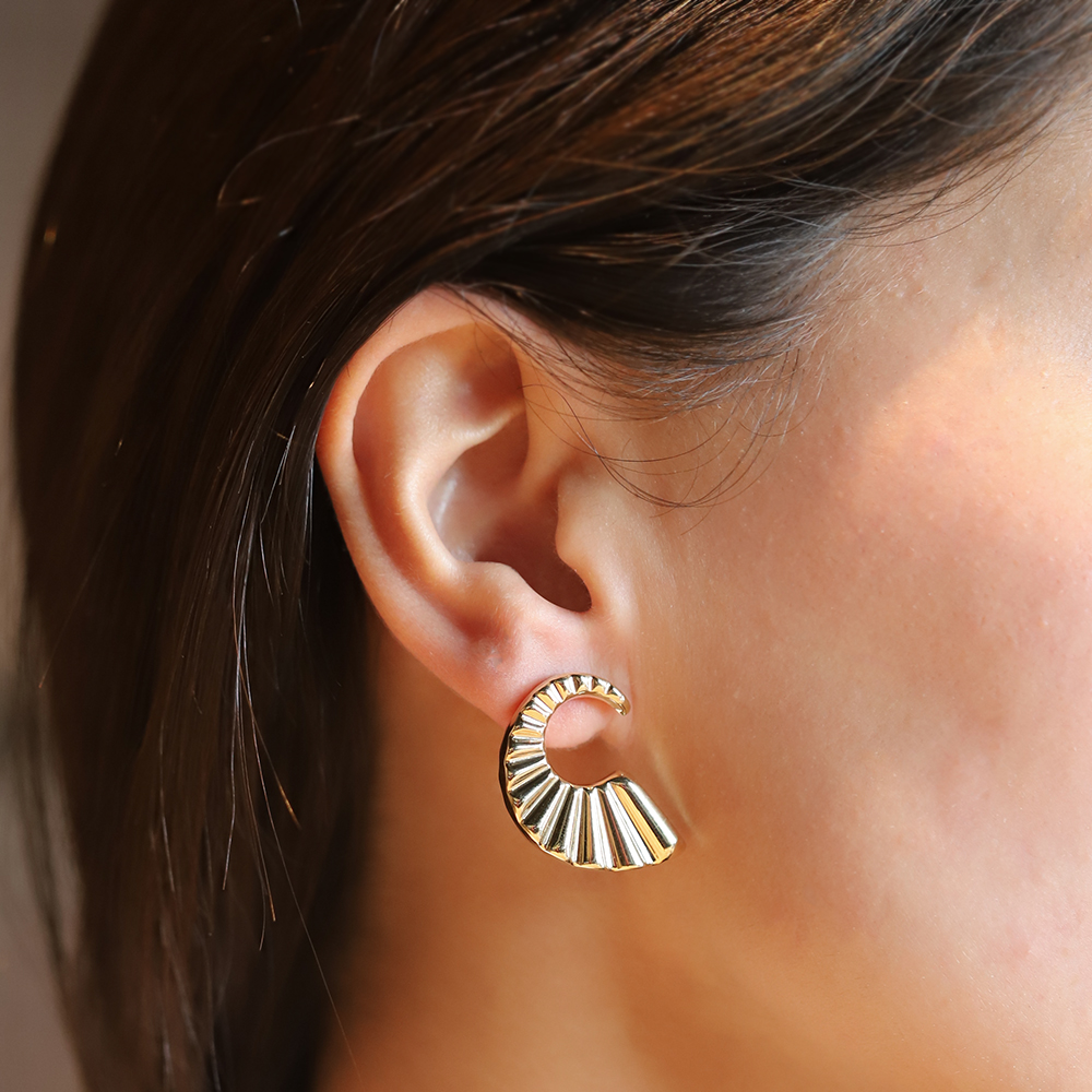 14 Ayar Sarı Altın Salyangoz Küpe