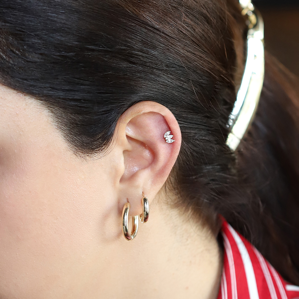 14 Ayar Sarı Altın Taşlı Tragus Piercing