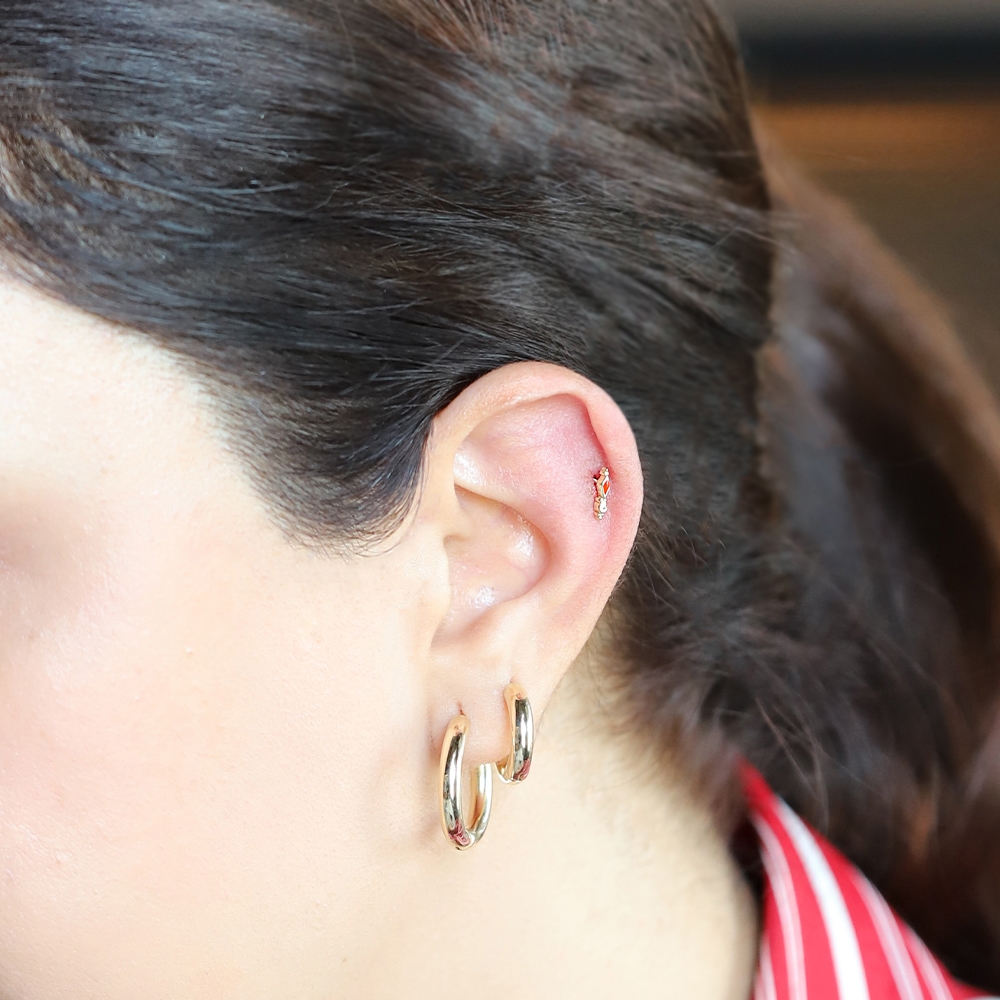 14 Ayar Sarı Altın Mineli Tragus Piercing