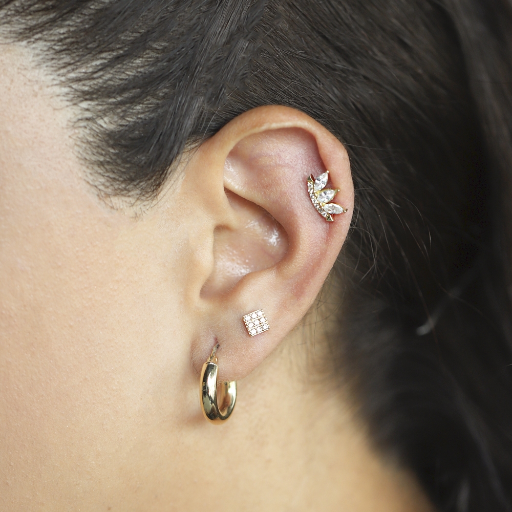 14 Ayar Sarı Altın Taşlı Tragus Piercing