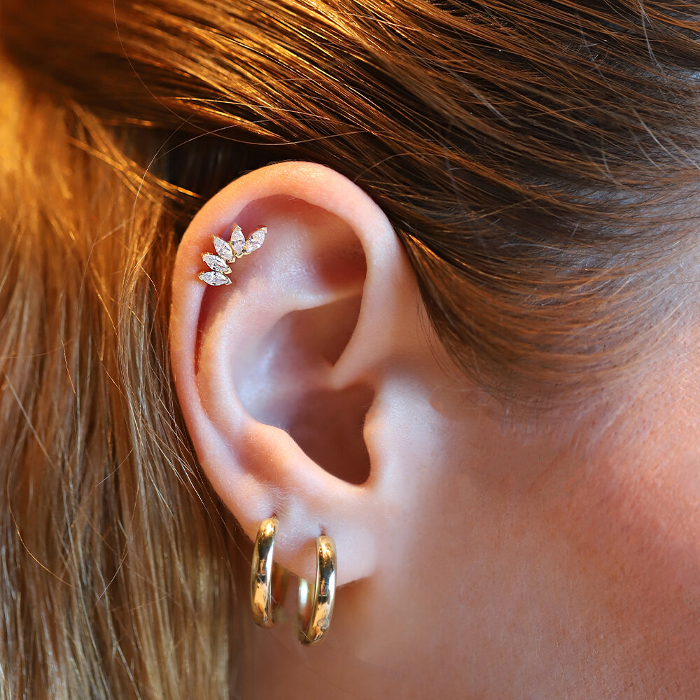 14 Ayar Sarı Altın Taşlı Tragus Piercing