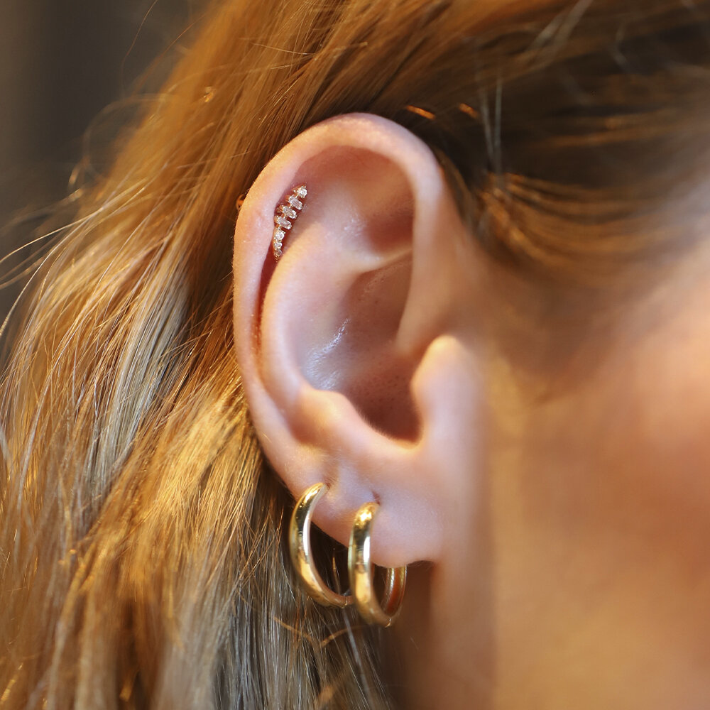 14 Ayar Sarı Altın Taşlı Tragus Piercing