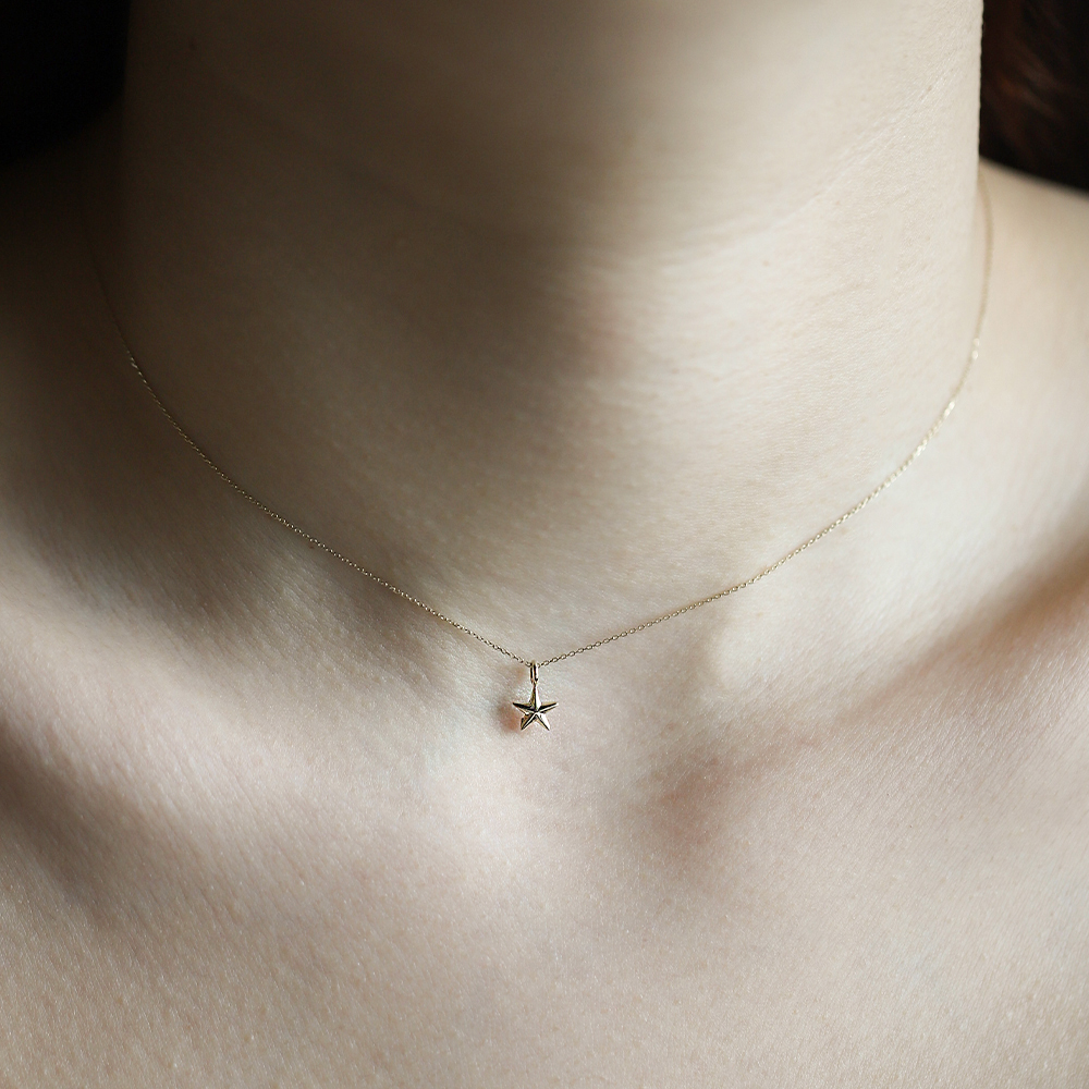 14 Ayar Sarı Altın Minimal Yıldız Kolye