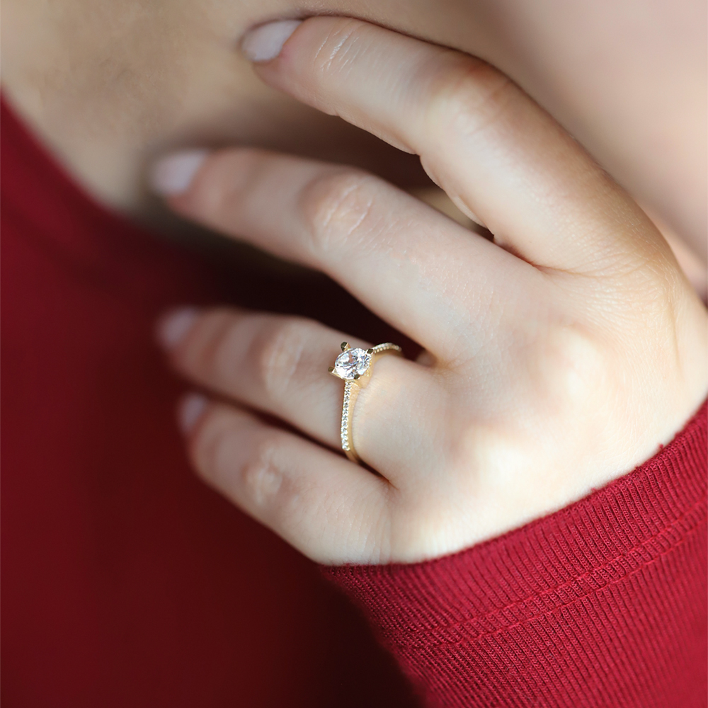 8 Ayar Sarı Altın Tektaş Yüzük