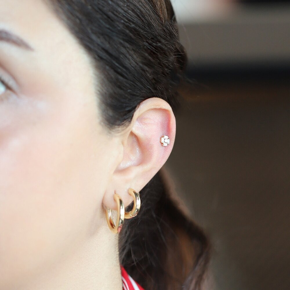 14 Ayar Sarı Altın Baget Tragus Piercing