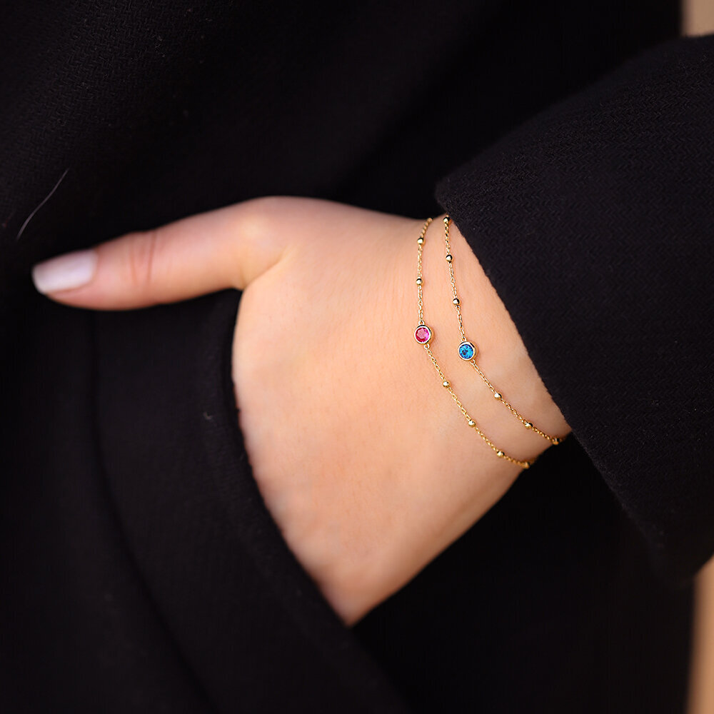 14 Ayar Sarı Altın Kırmızı Taşlı Minimal Bileklik