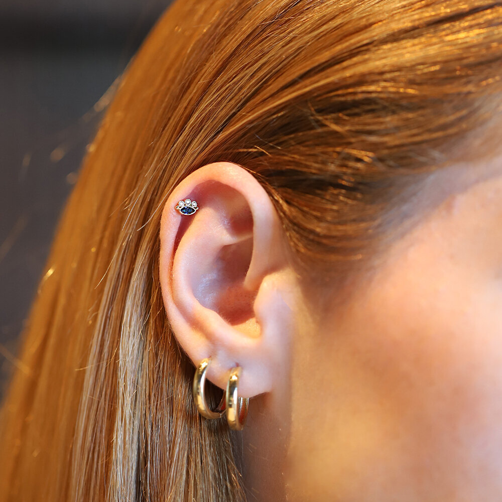 14 Ayar Sarı Altın Mavi Taşlı Göz Tragus Piercing