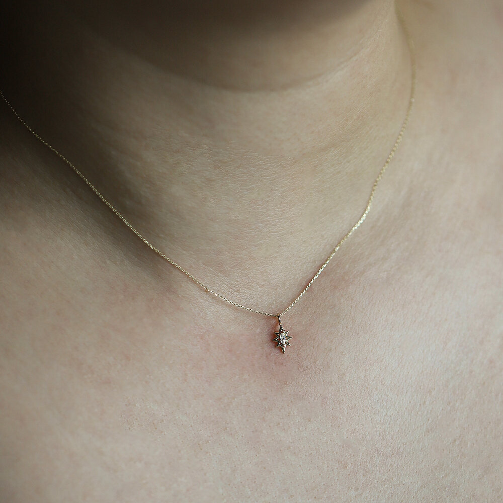 14 Ayar Sarı Altın Minimal Yıldız Kolye