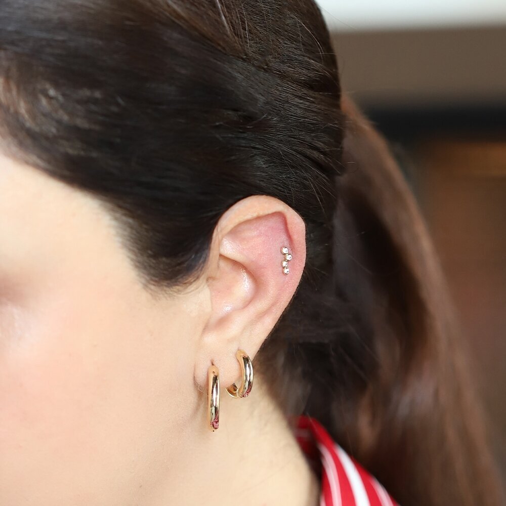 14 Ayar Sarı Altın Taşlı Tragus Piercing