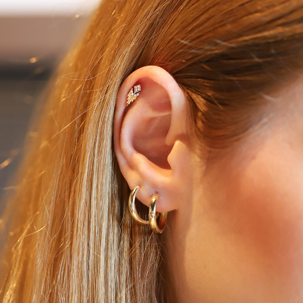 14 Ayar Sarı Altın Taşlı Tragus Piercing