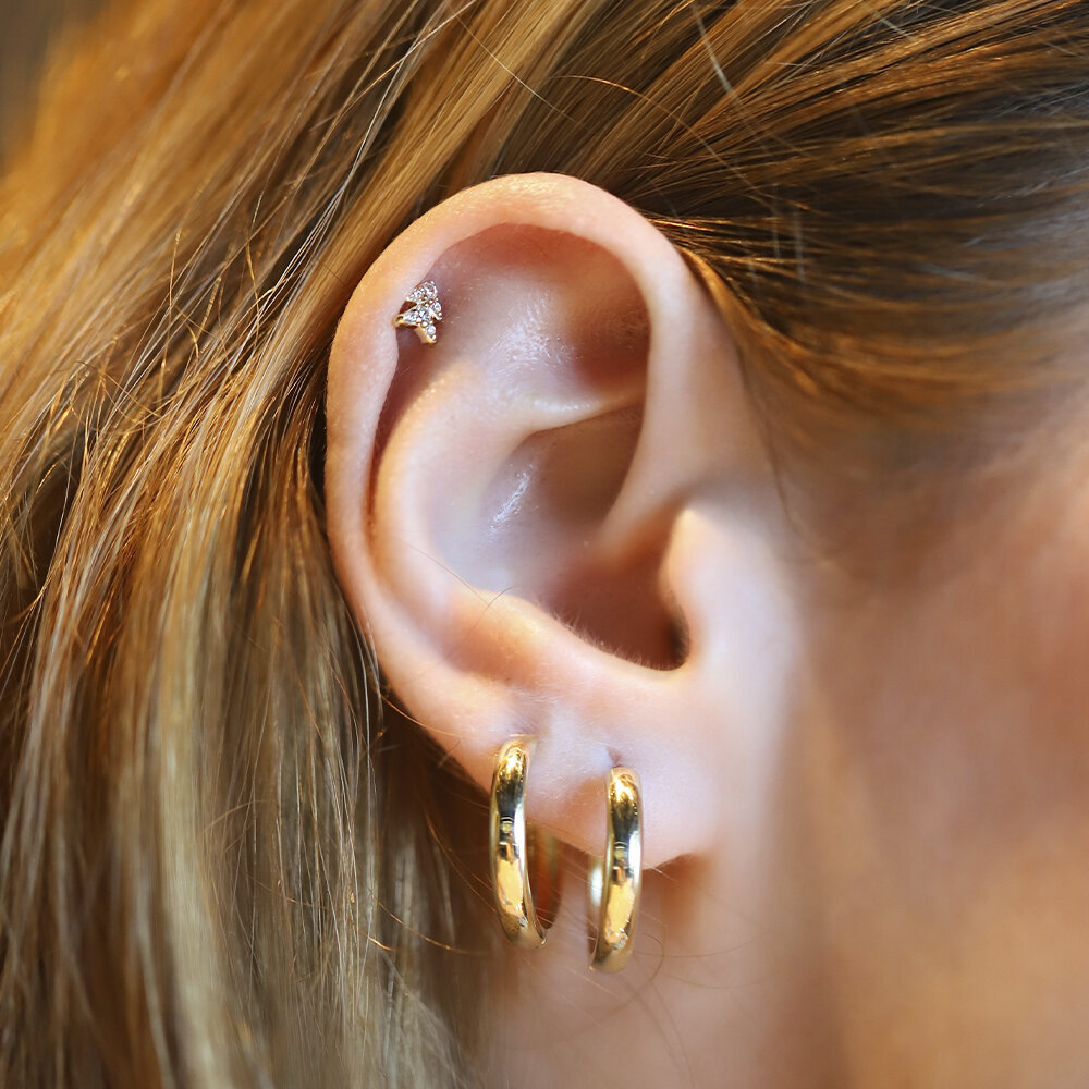 14 Ayar Sarı Altın Taşlı Tragus Piercing