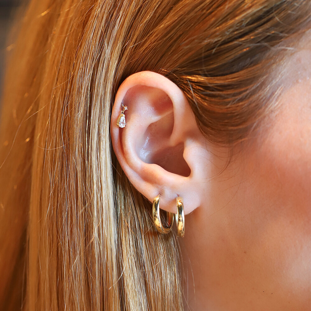 14 Ayar Sarı Altın Damla Taşlı Tragus Piercing