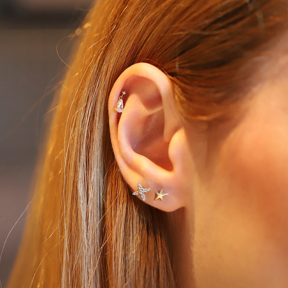 14 Ayar Sarı Altın Damla Taşlı Tragus Piercing