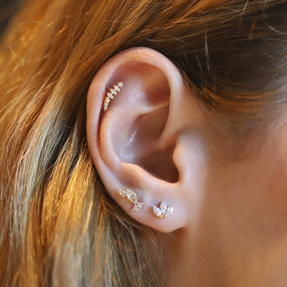 14 Ayar Sarı Altın Taşlı Tragus Piercing