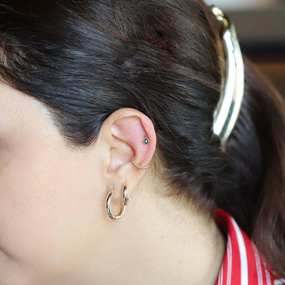 14 Ayar Sarı Altın Taşlı Tragus Piercing
