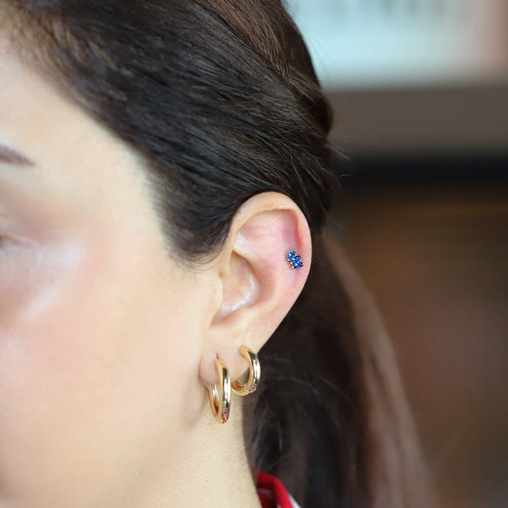 14 Ayar Sarı Altın Mavi Taşlı Tragus Piercing