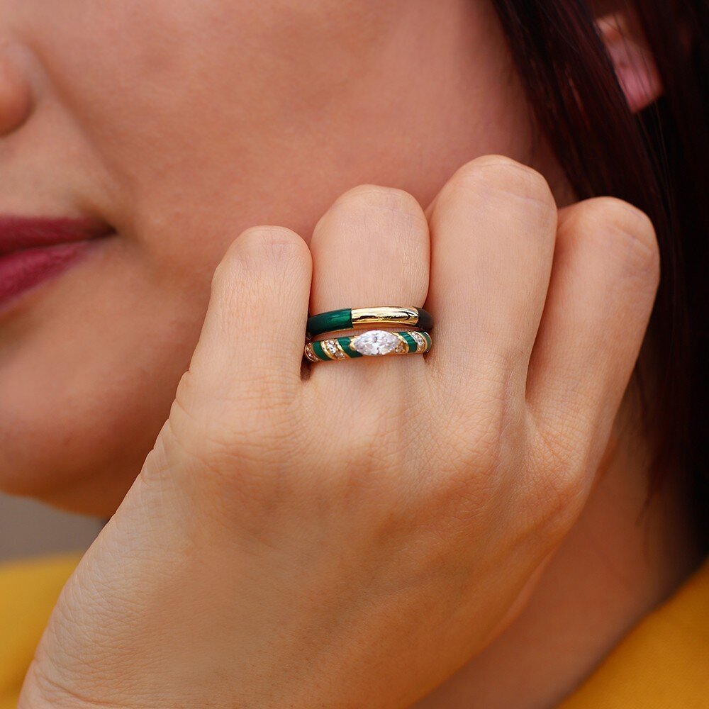 14 Ayar Sarı Altın Siyah Mineli Yüzük