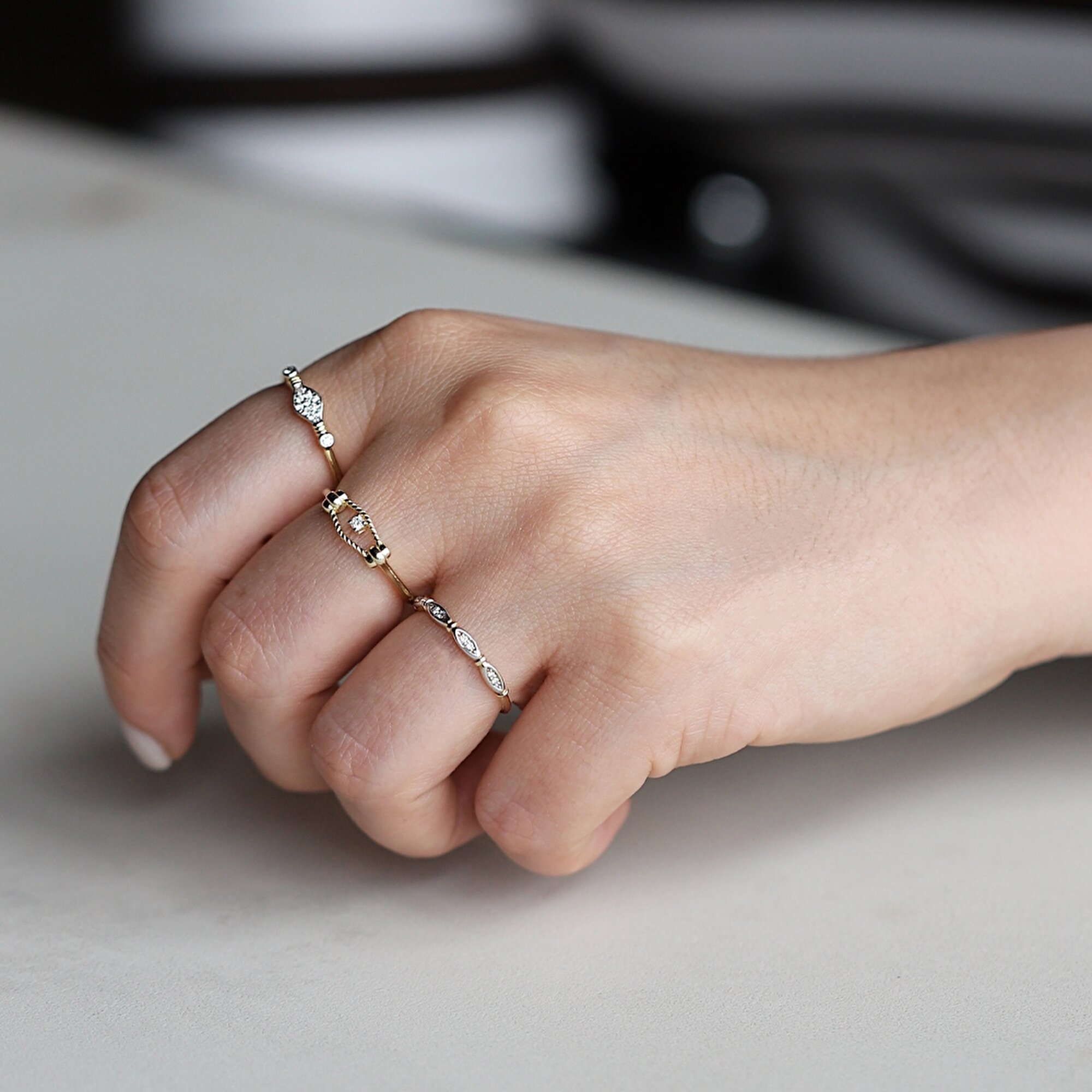 0,01 Karat Minimal Pırlanta Yüzük