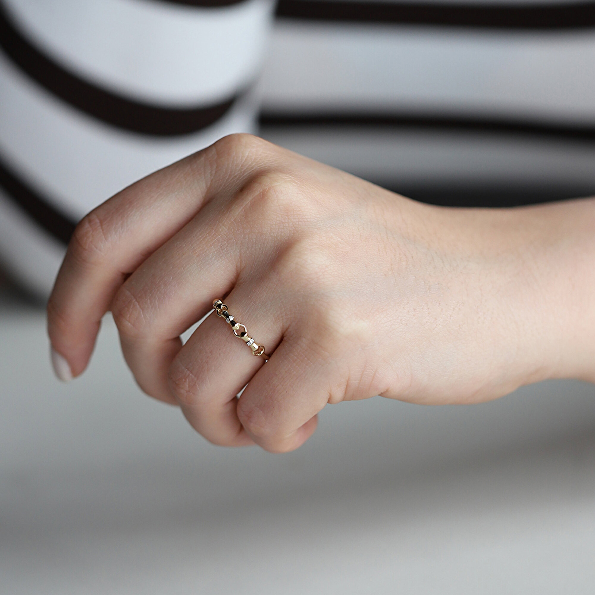 0,03 Karat Minimal Pırlanta Yüzük