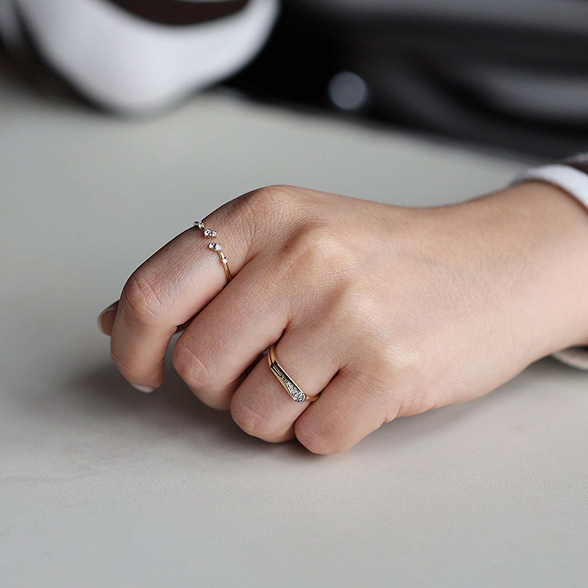 0,04 Karat Minimal Pırlanta Yüzük