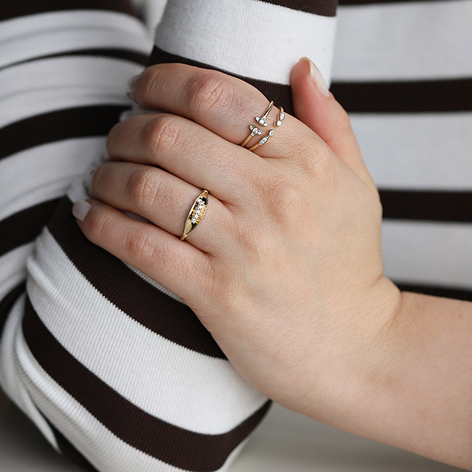 0,07 Karat Minimal Pırlanta Yüzük