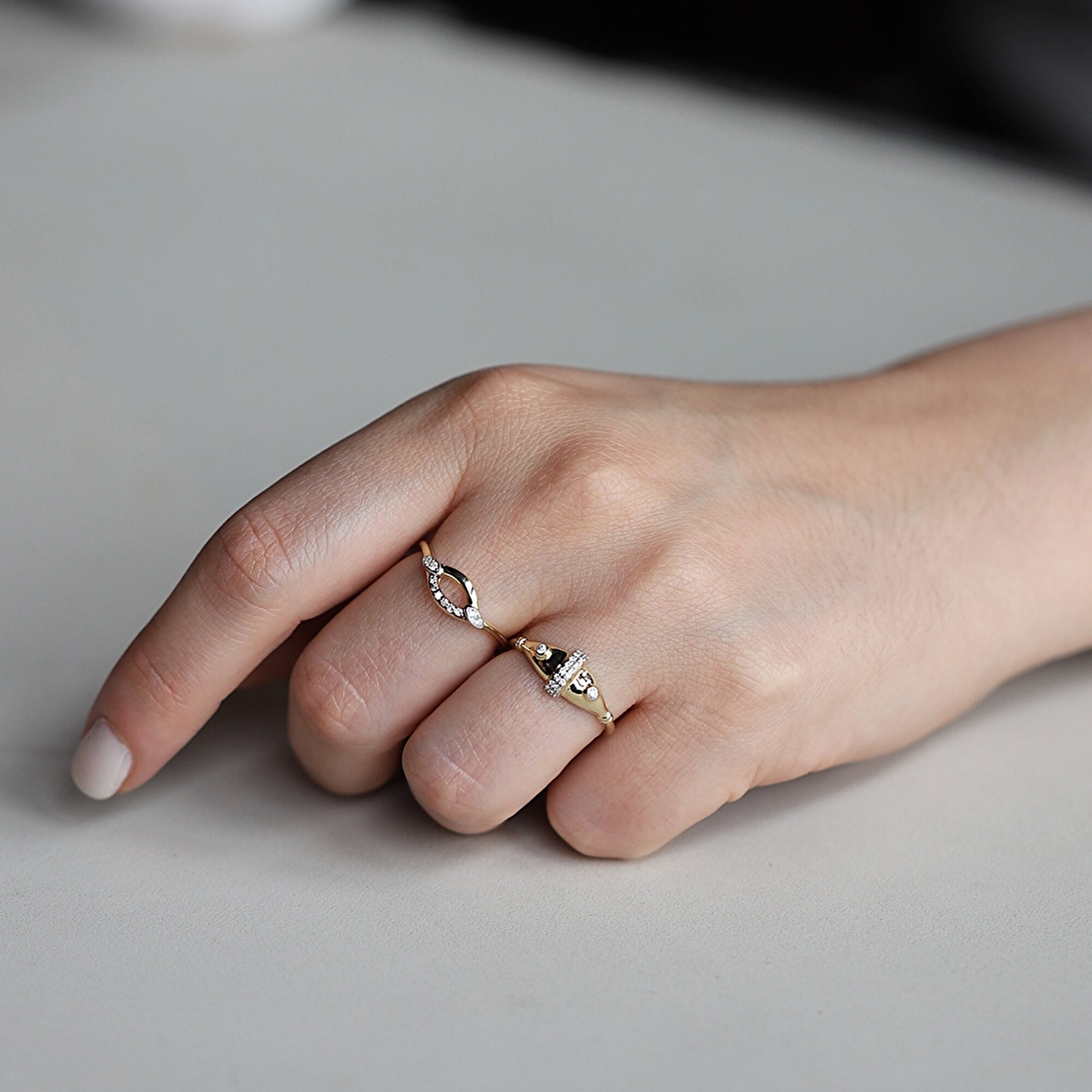 0,07 Karat Minimal Pırlanta Yüzük