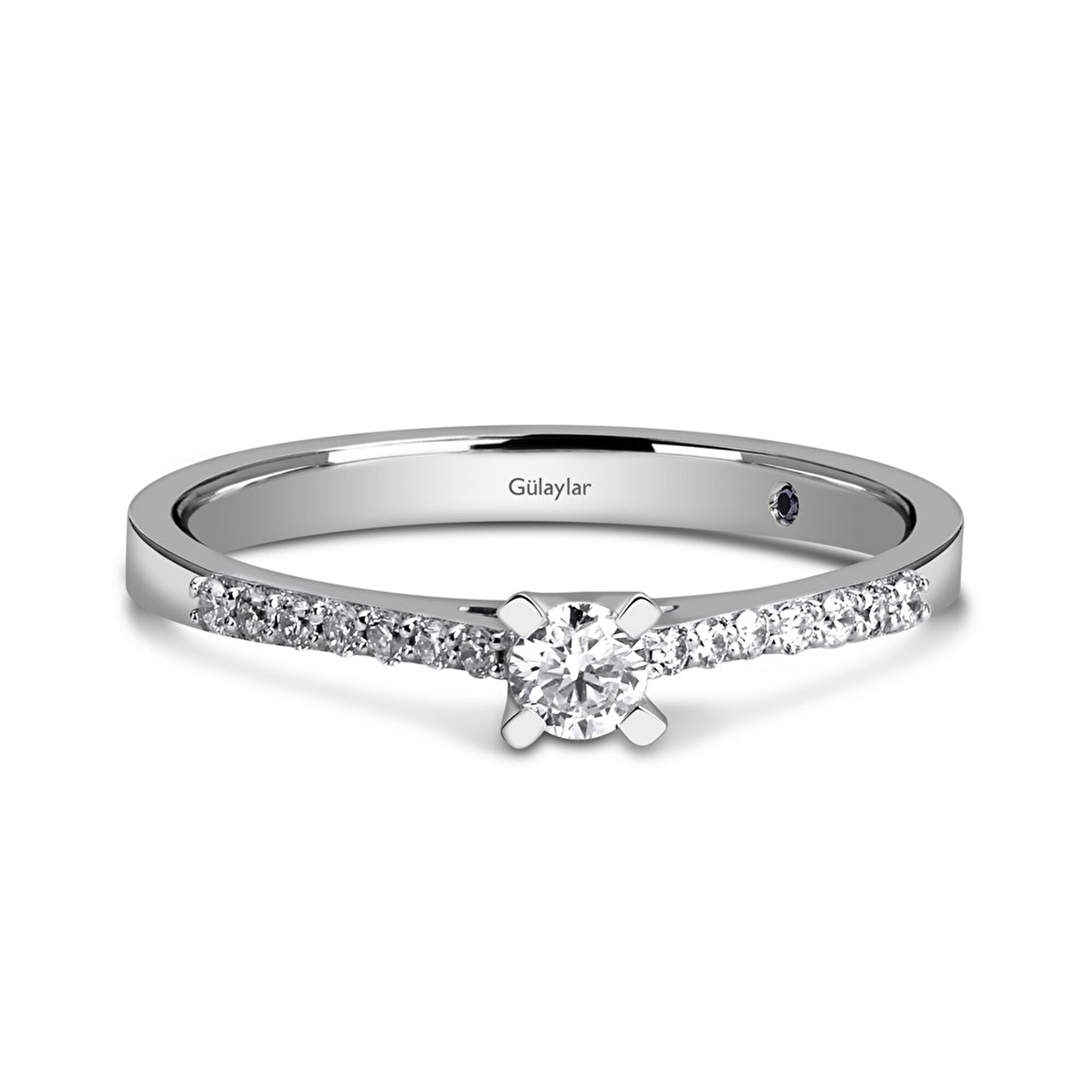 0,22 Karat Tektaş Pırlanta Yüzük