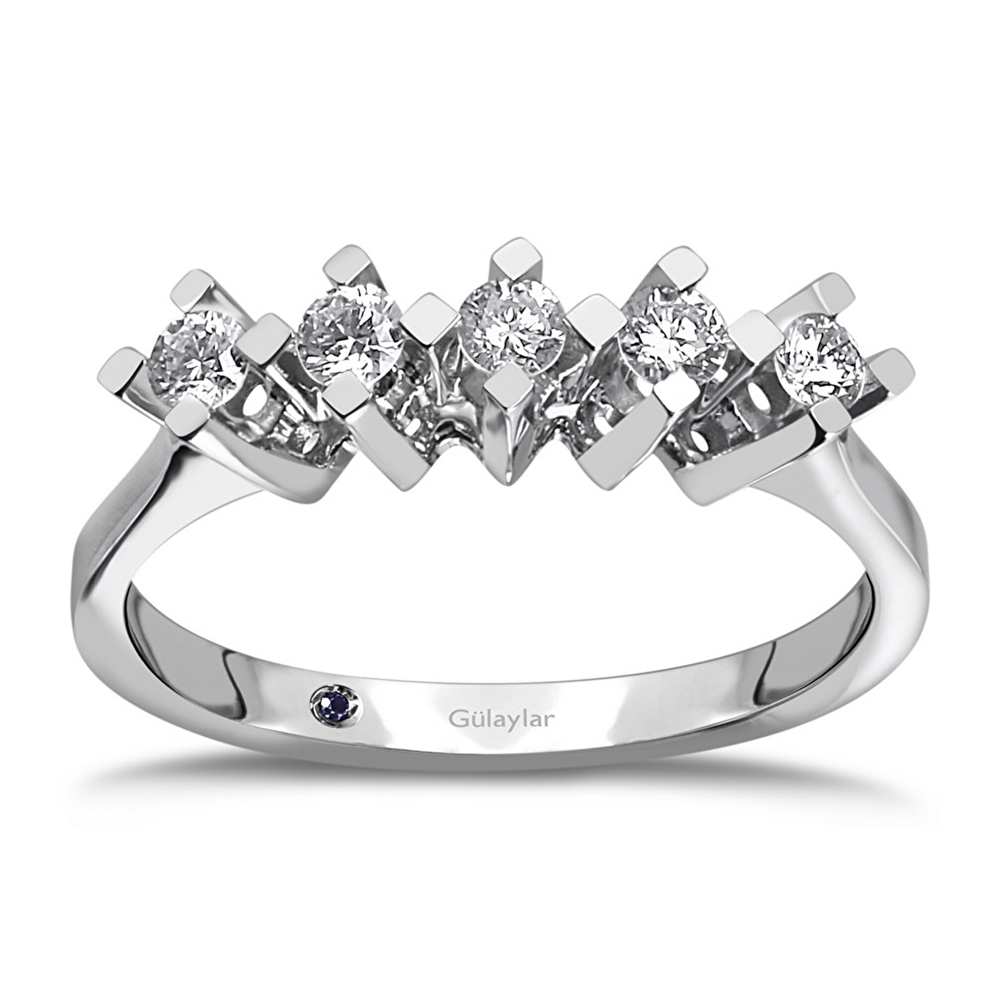 0,50 Karat Beştaş Pırlanta Yüzük