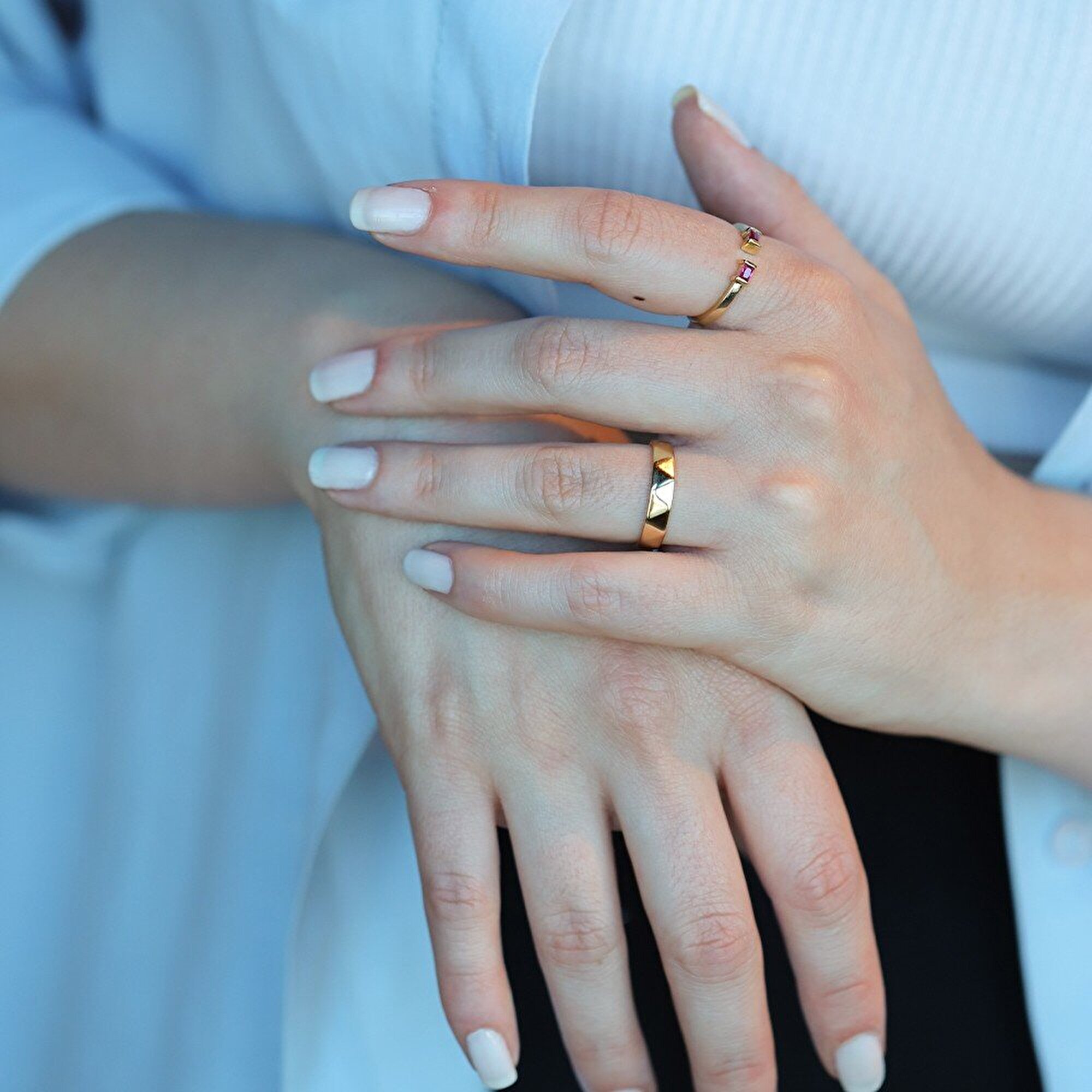 14 Ayar Sarı Altın Trend Prizma Yüzük