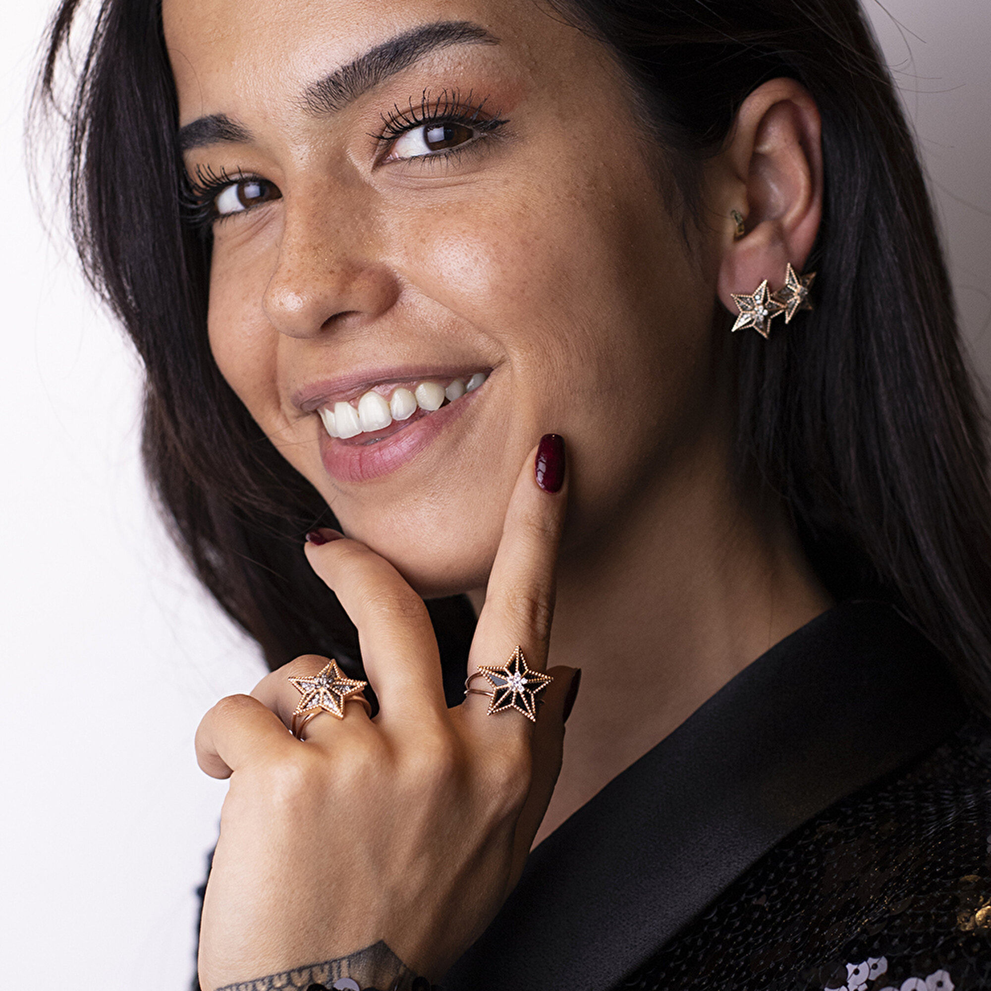 0,56 Karat Trend Pırlanta Yıldız Küpe