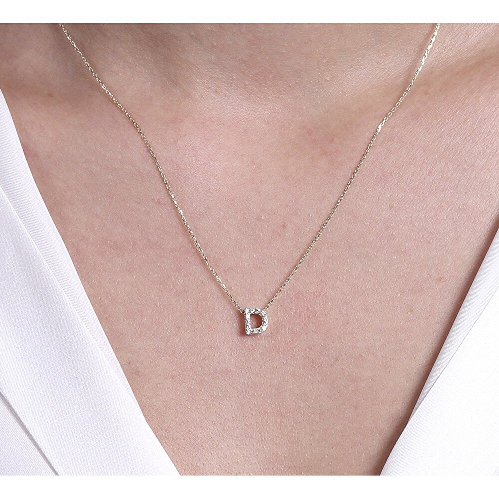 14 Ayar Sarı Altın D Harf Kolye