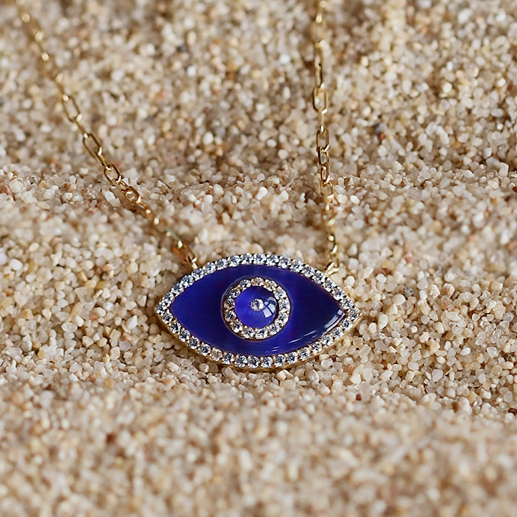 14 Ayar Sarı Altın Göz Figürlü Kolye