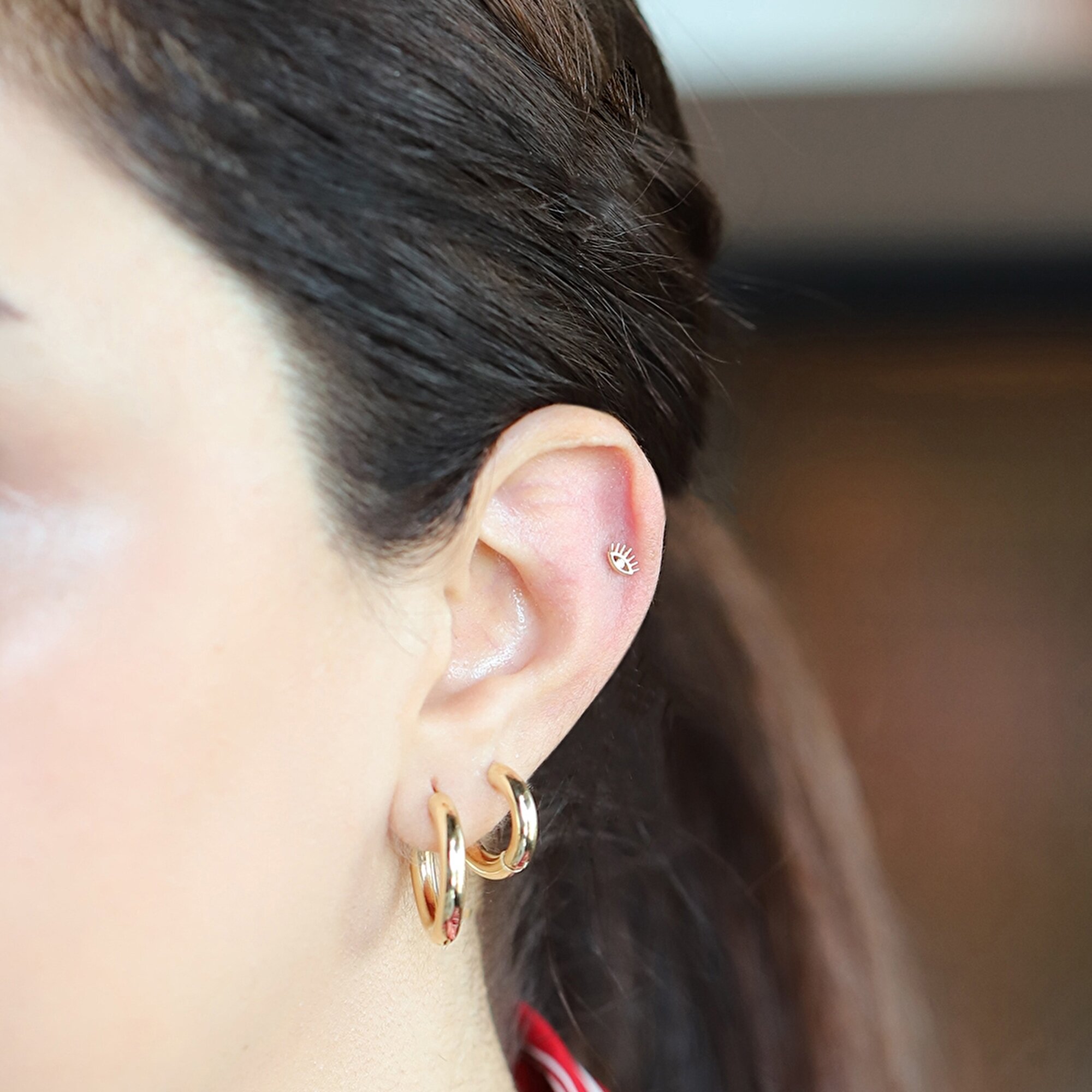 14 Ayar Sarı Altın Göz Tragus Piercing