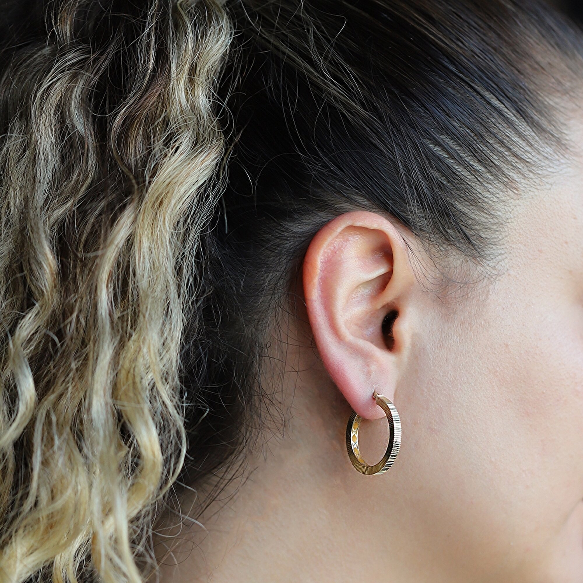 14 Ayar Sarı Altın Halka Küpe