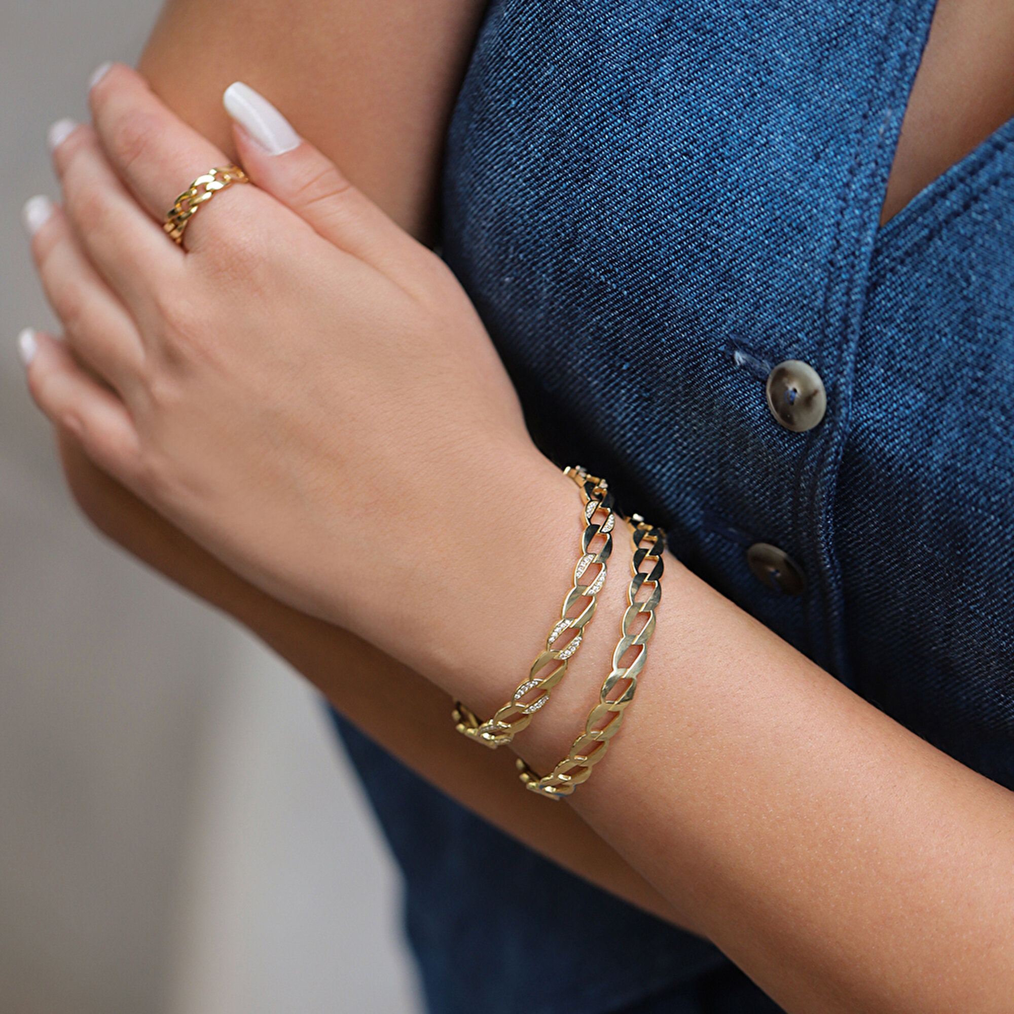 14 Ayar Sarı Altın Gurmet Kelepçe Bilezik