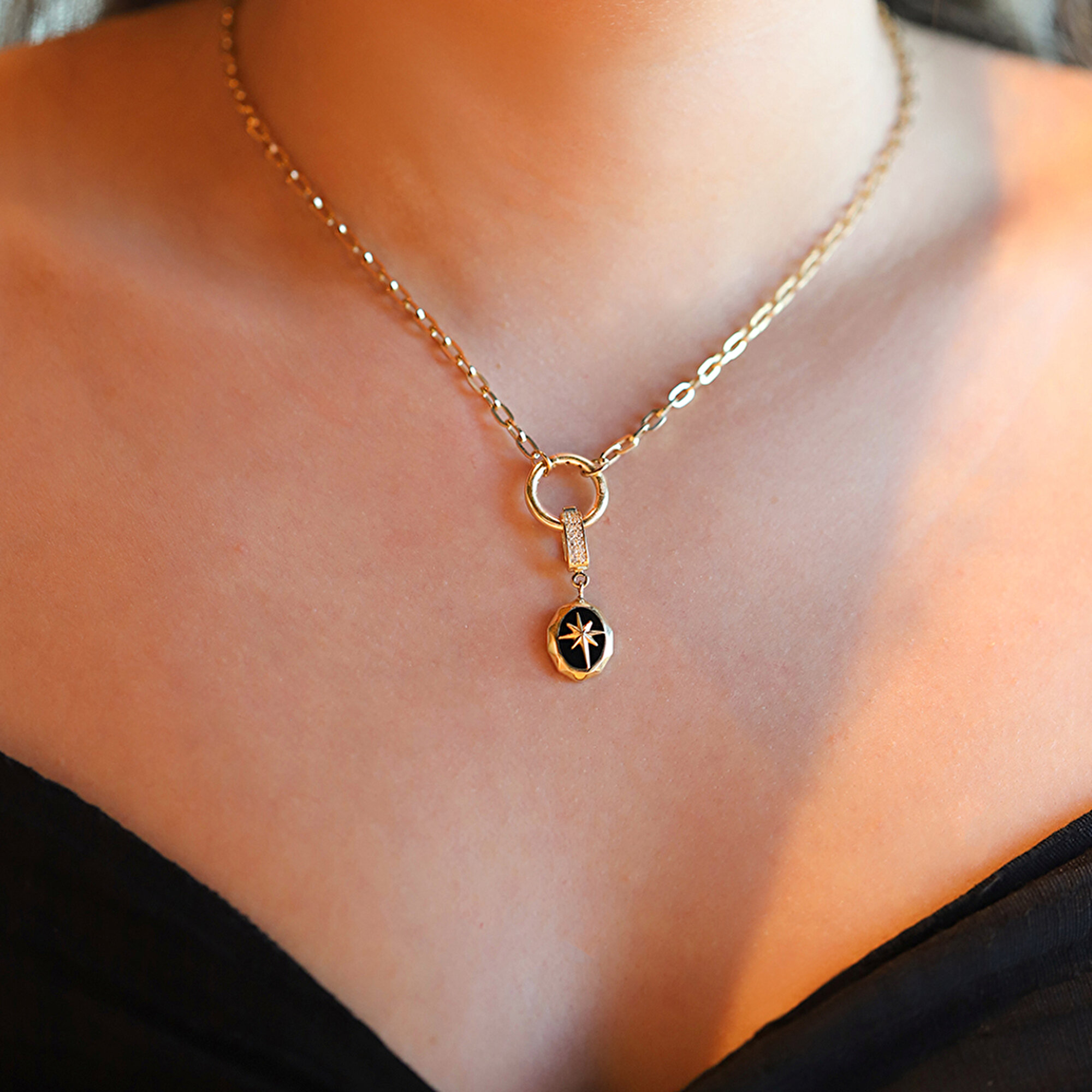 14 Ayar Sarı Altın Siyah Mineli Kutup Yıldızı Kolye Ucu