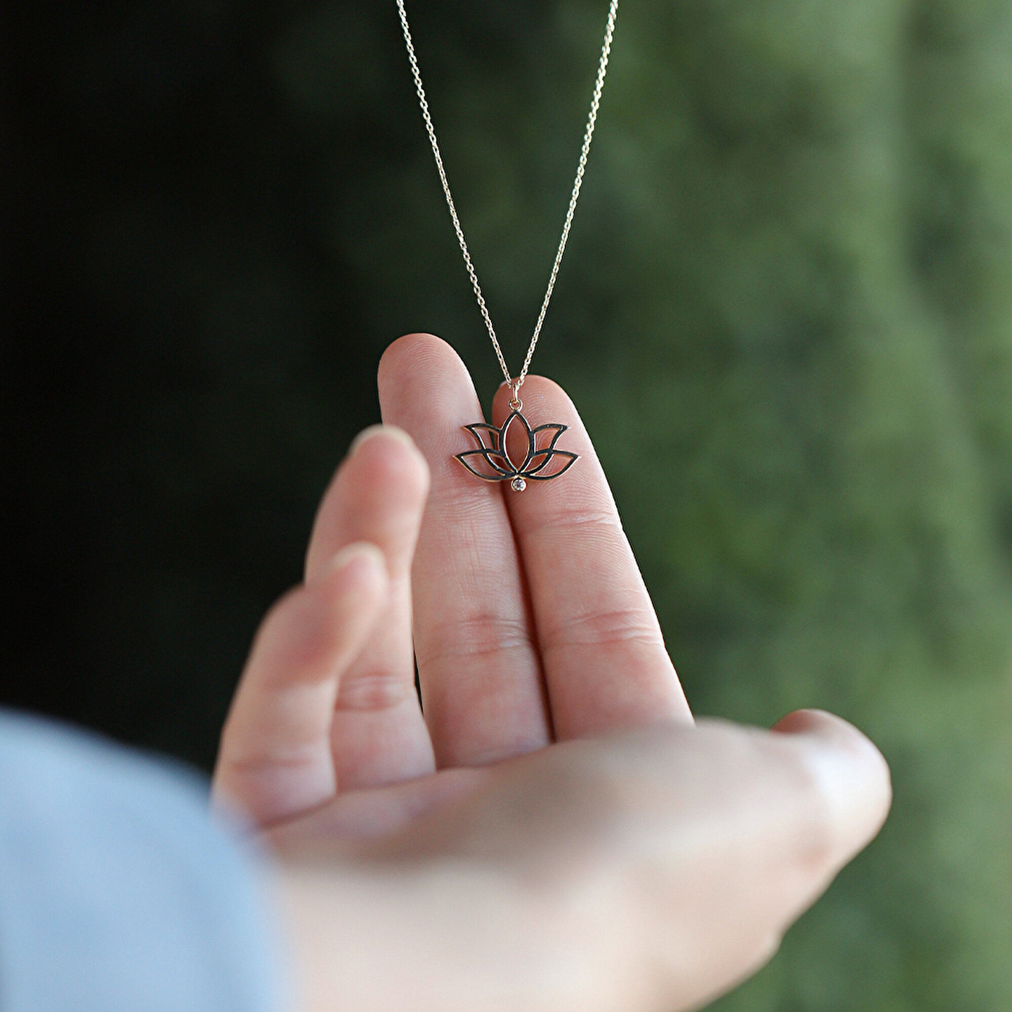 14 Ayar Sarı Altın Lotus Çiçek Kolye